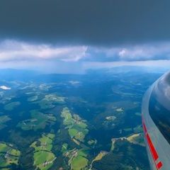 Flugwegposition um 10:29:45: Aufgenommen in der Nähe von Gemeinde Gasen, Österreich in 2194 Meter